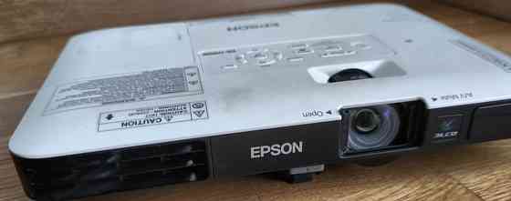 Проектор Epson EB-1785W Харьков