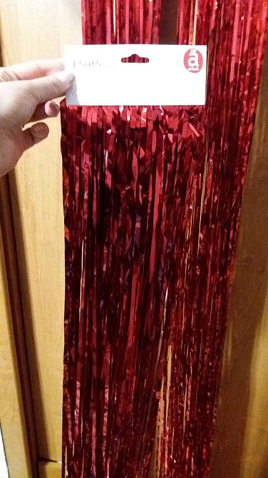 Дощик для фотозони 150 см на 45 см червоний Київ - фото 2