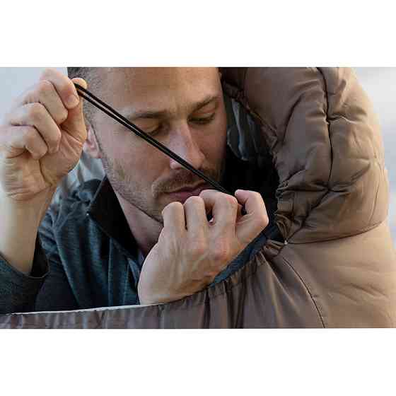 Спальник зимовий з капюшоном Naturehike MJ 600 CNK2300SD014, коричневий Рівне