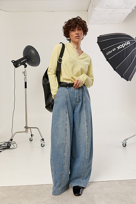 Свободный лонгслив с кружевом, кремовый, ONE SIZE, однотонный, трикотажный, хлопковый Лубны - изображение 3