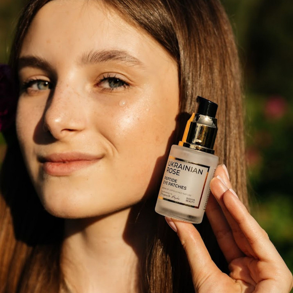 Коригуюча пептидна сироватка для зони навколо очей Ukrainian Rose 30 мл Київ - фото 4
