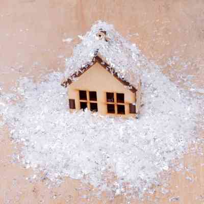 Украшение декоративное Novogod`ko сніг штучний, білий, іскристий, 80 г (974172) Винница