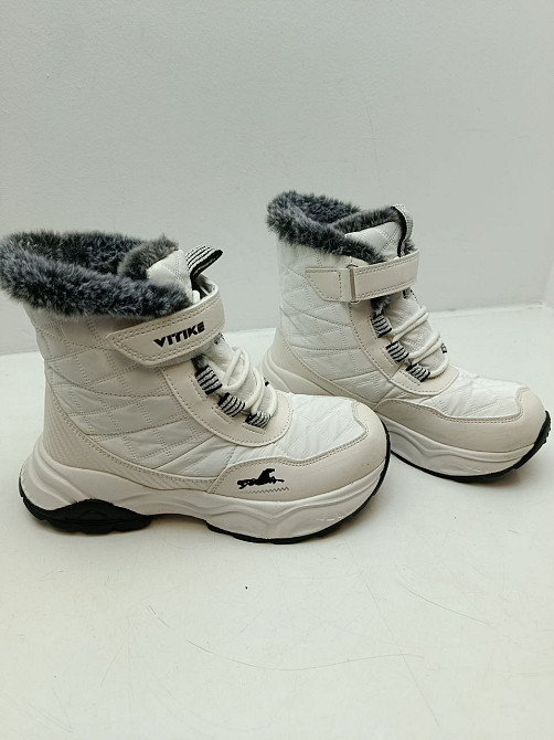Дитячі зимові черевики VITIIKE 34 розміру — Теплі та стильні (Білі) ( Товар з вітрини) Луцк - изображение 1