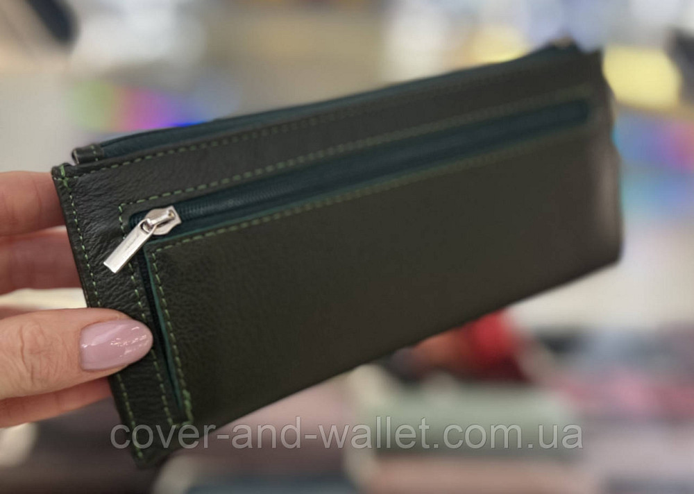 Ультратонкий жіночий гаманець на блискавці з натуральної шкіри зеленого кольору ST Leather Київ - фото 15