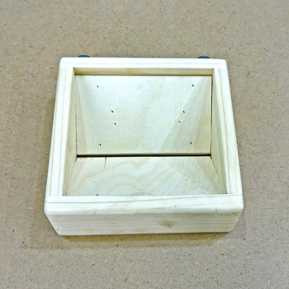 Держатель для туалетной бумаги 