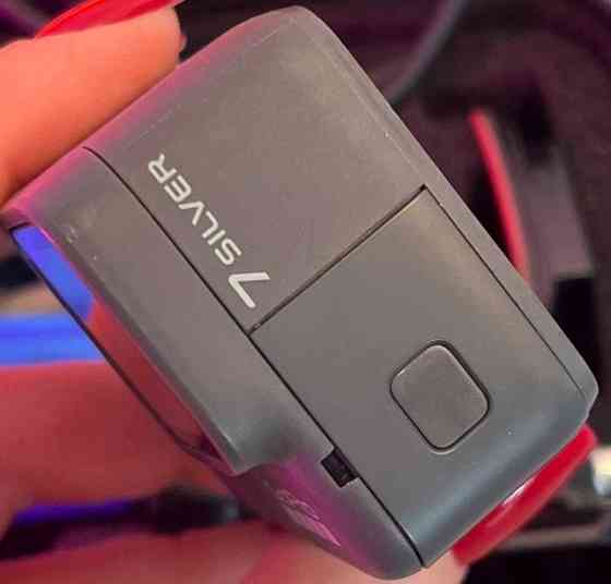 Экшн-камера GoPro Hero 7 silver с чехлом. Харьков