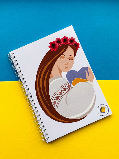 Блокнот жіночий з дівчиною українкою патріотичний А5 Дніпро - фото 1