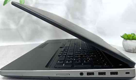 Ноутбук Dell Precision 7520 Киев