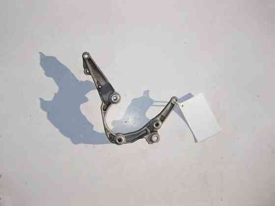 Mercedes-Benz  A2721400040 Кронштейн насоса продування каталізаторів двигунів M272 V6 2.5 3.0 3.5л M273 V8 4.6 5.5л Одеса