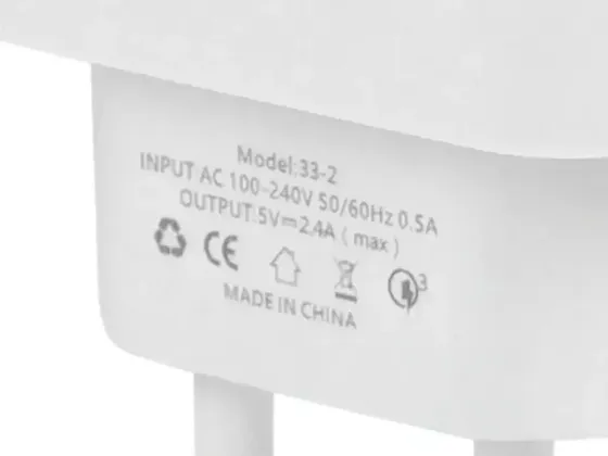 Зарядний пристрій 33-2 220В USBx1 2,4А QC3.0 – швидка та надійна зарядка для смартфонів, планшетів і гаджетів Одеса