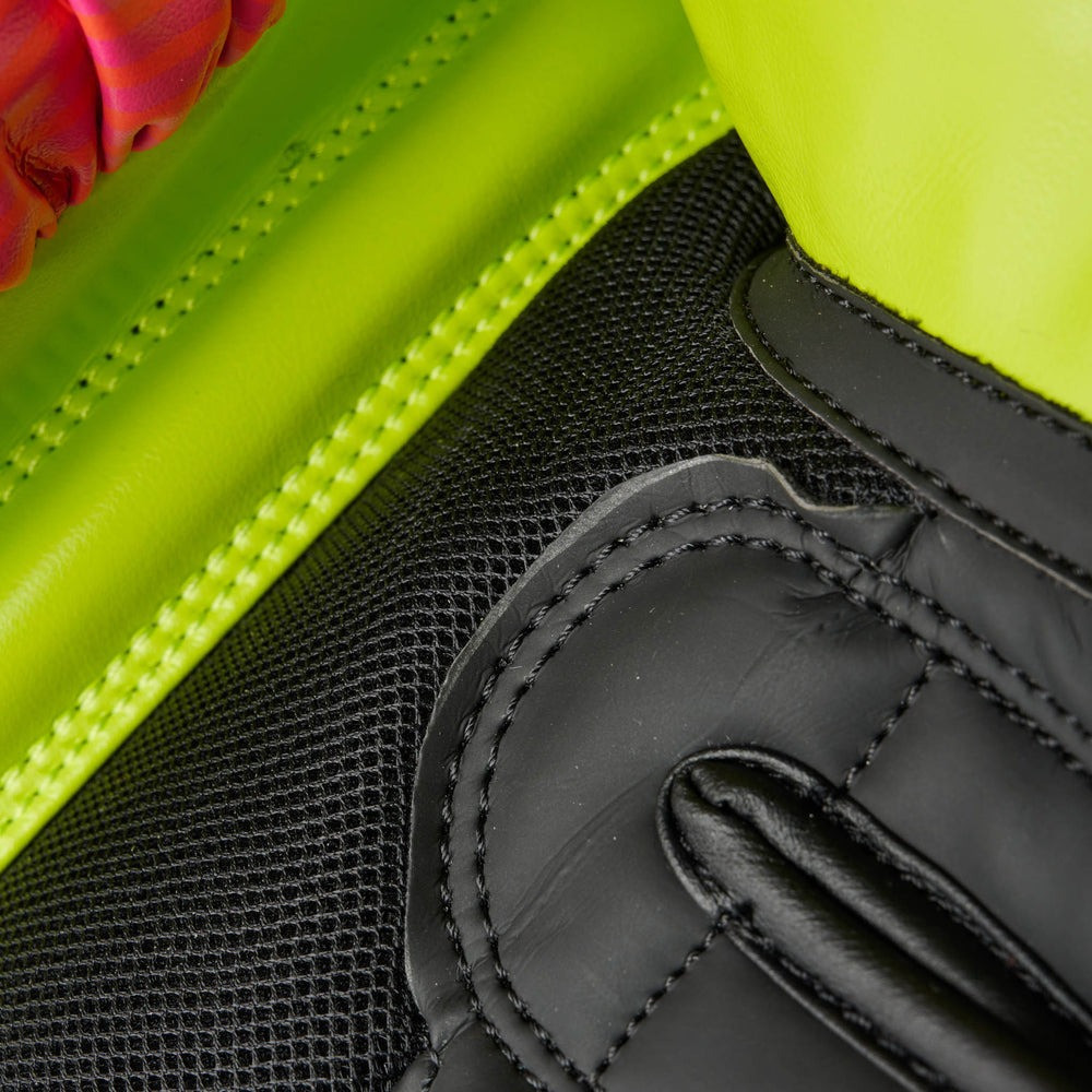 Боксерські рукавиці Leone GN313 WAVES Fuxia 12 унцій (капу в комплекті) Кам'янське - фото 9