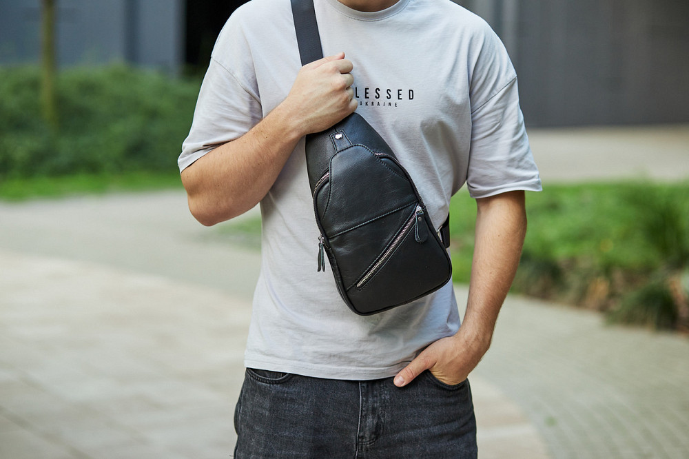 Чоловіча шкіряна бананка для прогулянок Tiding Bag 7579 чорна Київ - фото 8