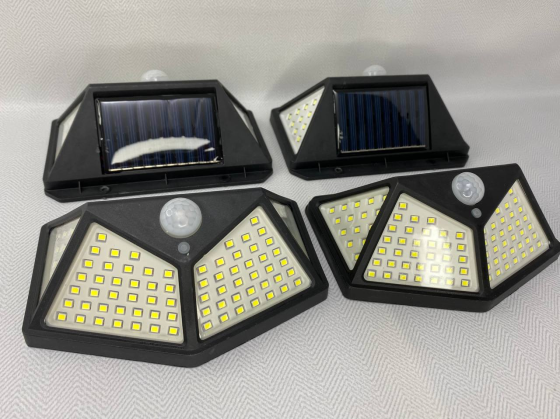 Светильник с датчиком движения на улице на солнечном аккумуляторе solar interaction wall lamp Б/У Киев