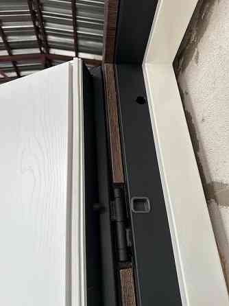 Двері квартирні Redfort, модель Смоук, комплектація Еліт + Київ