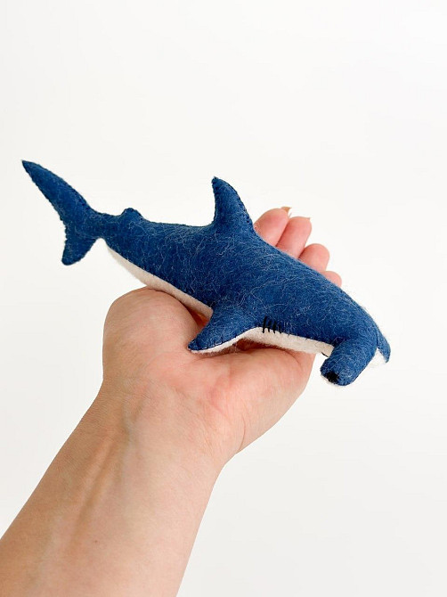 Мягкая фетровая игрушка акула-молот ручной работы – безопасная развивающая игрушка Киев - изображение 1