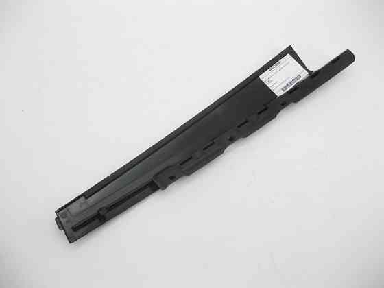 VAG  4M0839901 Вертикальна накладка на задніх лівих дверях спереду Одеса