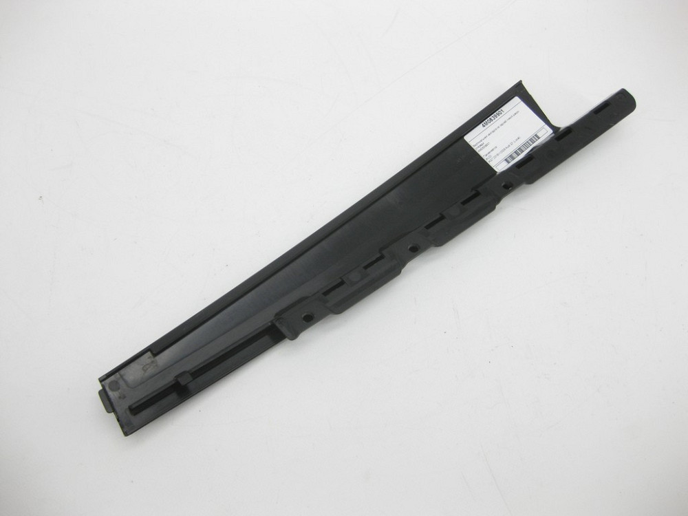 VAG  4M0839901 Вертикальна накладка на задніх лівих дверях спереду Одесса - изображение 4