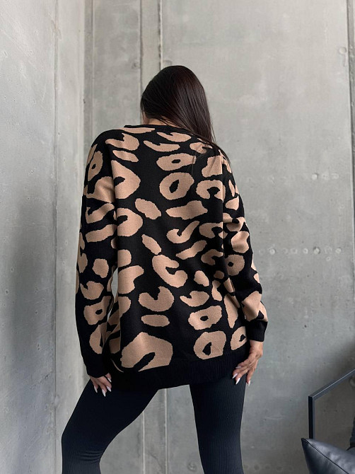 Жіночий принтований затишний оверсайз светр в'язка Чорний Одеса - фото 3