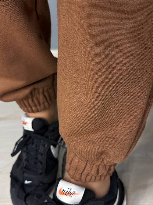 Костюм женский Quzen 470-471 свитшот и джогеры на резинке оверсайз, коричневый, S/M Киев - изображение 7