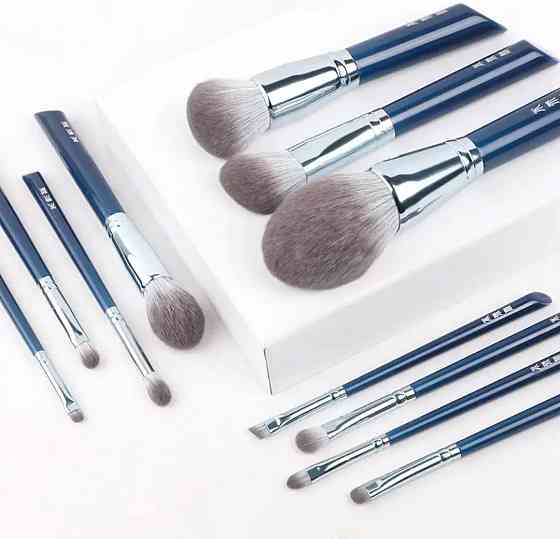 Набор кистей для макияжа из дерева и кукурузного волокна Киев