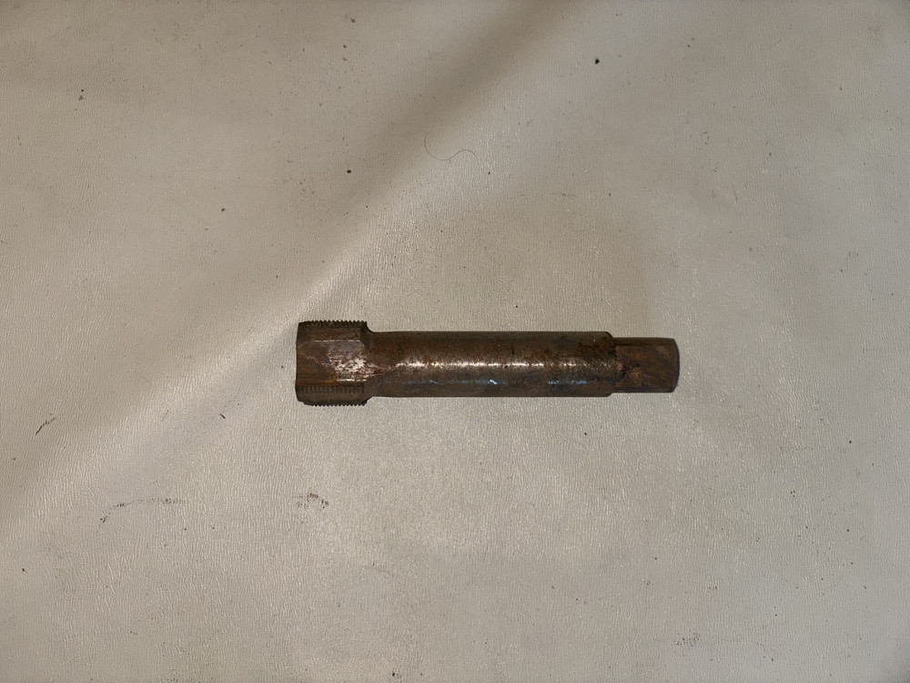 Метчик ручной М36х1.5 ВК8. СССР. Харьков - изображение 1