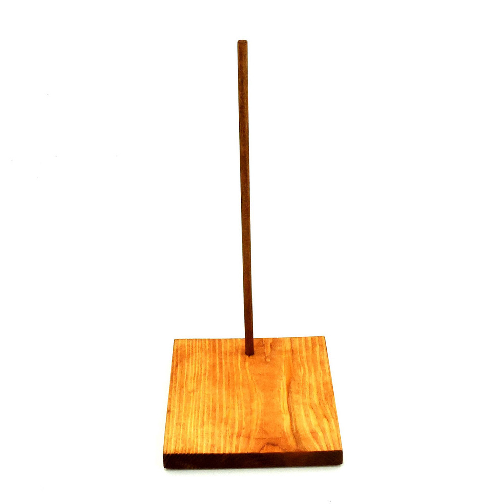 Подставка для кукол 