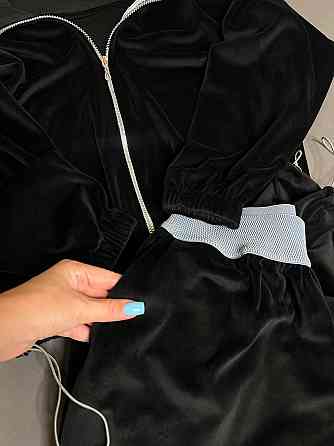 Женский стильный повседневный костюм из нежного велюра Одесса