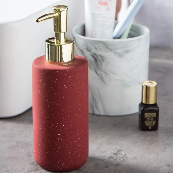 Дозатор керамічний для мила у ванну і кухню 300 мл, диспенсер для рідкого мила і миючого засобу, червоний Кам'янець-Подільський