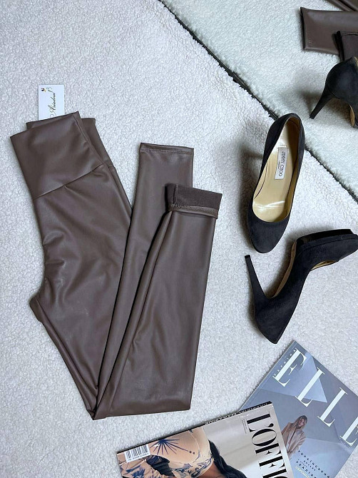 Жіночі базові утеплені лосини з екошкіри на флісі 44 Одеса - фото 2