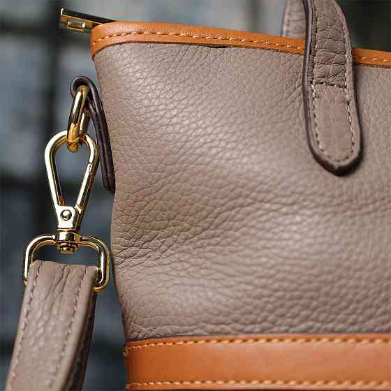 Містка сумка з натуральної шкіри для жінок Сірий (Vintage) Київ