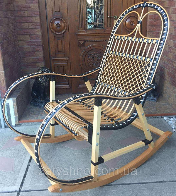 Качалка крісло ротангове | крісло-гойдалка з ротанга | крісло гойдалка плетена з підставкою Київ - фото 1