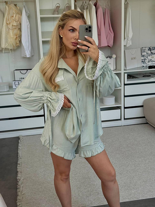 Жіночий літній костюм-двійка: сорочка та шорти з рюшами льон Бірюза Одеса - фото 1