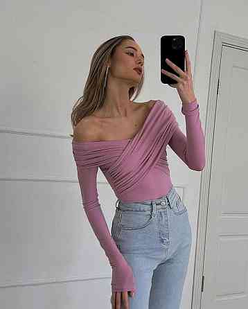 Жіночий романтичний боді з драпіруванням трикотаж масло Рожевий Одеса