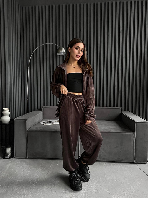 Жіночий прогулянковий костюм-двійка: кофта та штани з турецького велюру Шоколад, 46/48 Одеса - фото 5