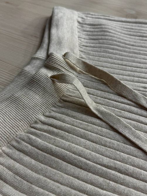 Костюм жіночий Joy One 376 вʼязаний в рубчик з кофтою на блискавці та брюками палаццо, бежевий, one size Київ - фото 16