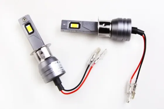 Лампа диодная   H3 12-24В  7000лм/5000K/30Вт/CSP3570 Decker как галогенная Винница