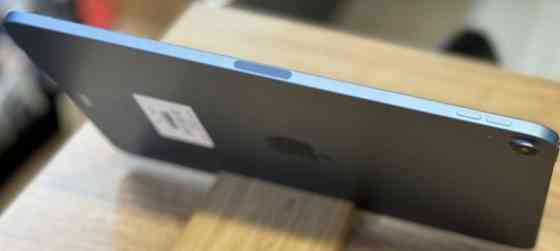 Планшет: Apple iPad Air 5. 64Gb Wi-Fi Blue Open Box Киев