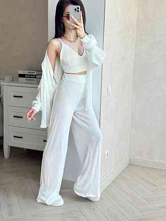 Жіночий легкий базовий костюм-трійка: сорочка топ і штани плісе Молочний, 48/50 Одеса