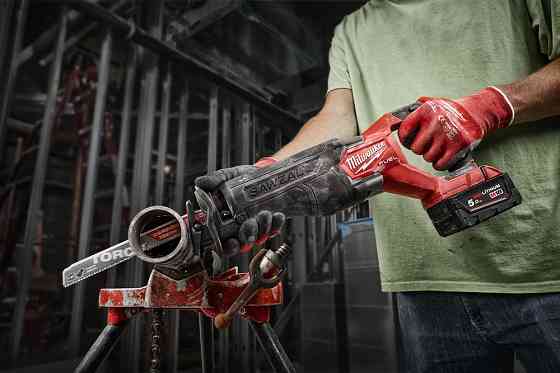 Пила сабельная аккумуляторная бесщеточная MILWAUKEE M18 FSZ-0 (каркас) + M18 B5 подарок Одесса