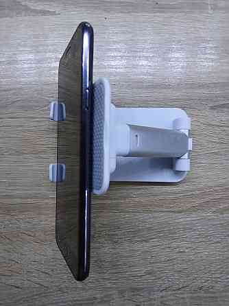 Б/У Смартфон Samsung SM-J700H/DS (Galaxy J7) 2 SIM, 5.5