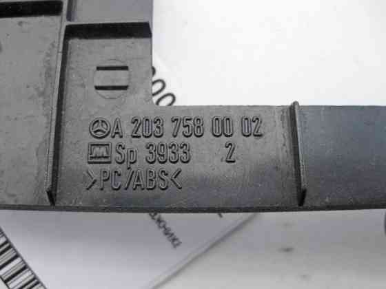 Mercedes-Benz  A2037580002 Внутрішня нижня накладка торця кришки багажника C-Class W203 Одеса