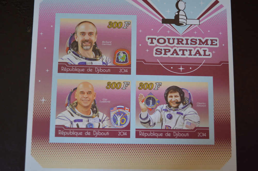 Марки. Космос.Транспорт. Блок. 2015 рік (А-33) Полтава - фото 1