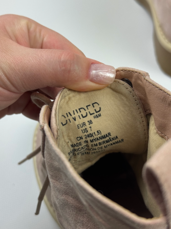 Пудровые замшевые женские сапоги Житомир