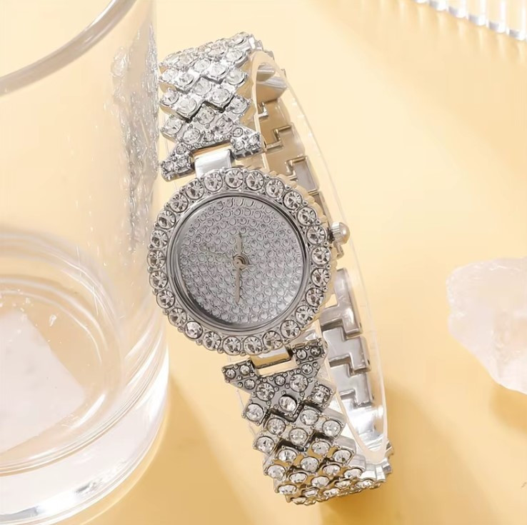 Жіночий подарунковий набір Silver Diamond годинник браслет кольє сережки каблучка сріблястий Київ - фото 4