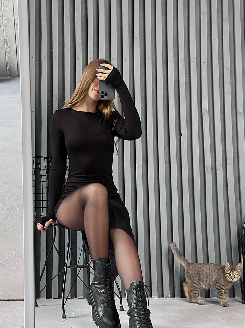 Женское привлекательное вечернее платье с вырезом на ножке из вискозы. Одесса - изображение 2