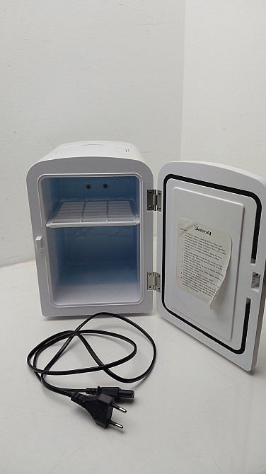 Портативний міні-холодильник AstroAI LY0204A лише 220w білий (товар вживаний) Луцьк - фото 2