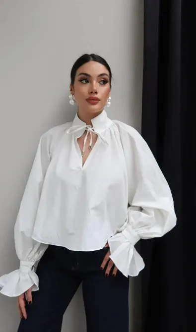 Изысканная блуза с акцентом на деталях Одесса - изображение 2