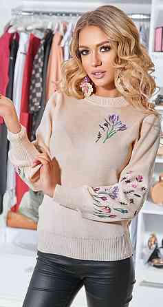 Гарний светр із вишивкою великий розмір (42-44) Київ