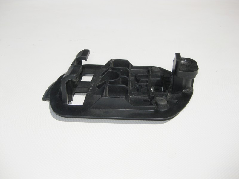 Mercedes-Benz  A2118900814 Кронштейн - утримувач аварійного знака E-Class W212 C-Class W203 W204 CLK C209 Одесса - изображение 3