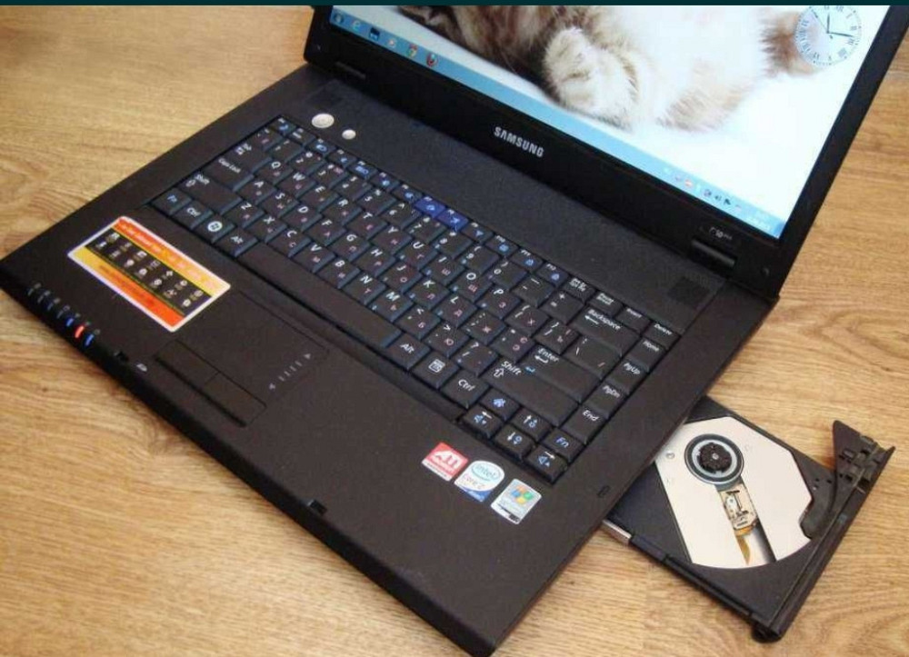 Ноутбук: для роботи та інтернету: Samsung Київ - фото 1